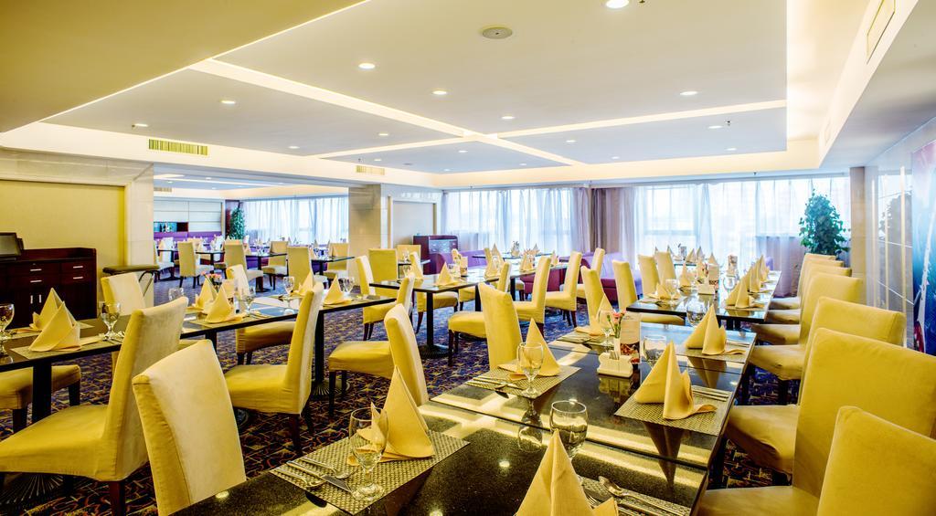 Shenyang Rich Gate Hotel Екстер'єр фото